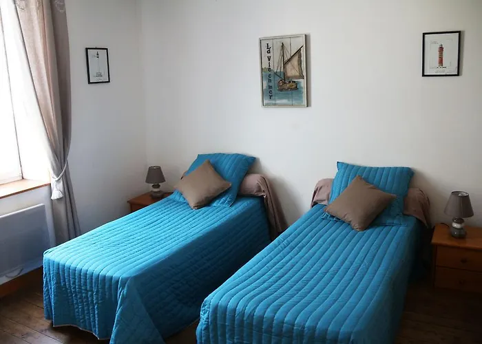 Couette-café Les Palmiers 4*